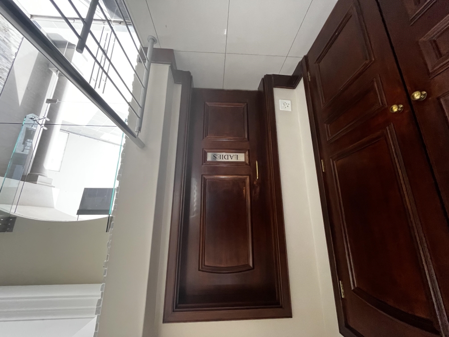 To Let commercial Property for Rent in Rosenpark Western Cape